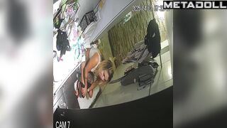 Pretty babe does not know that her routine under the gaze of strangers