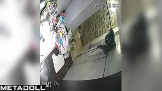 Her morning routine under the gaze of differente strangers