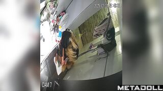 Her morning routine under the gaze of differente strangers