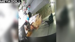 Her morning routine under the gaze of differente strangers