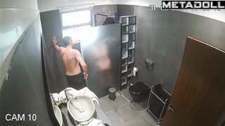 Spouses chatting during her bath, look / spy camera