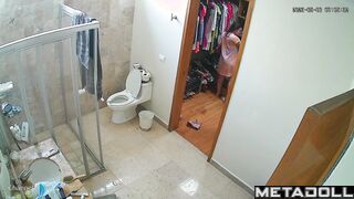 Chatting on the toilet is the greatest pleasure for her