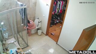 Chatting on the toilet is the greatest pleasure for her