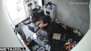 This place hides a working camera, oops / solo video