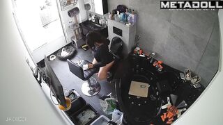 This place hides a working camera, oops / solo video