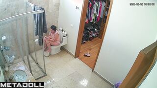 Babe was taking a shower and many eyes were looking at her