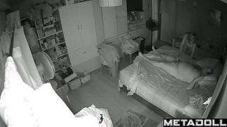 Wife is turned on by her husband's fat body, look