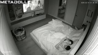 Horny wife: Honey, pause the TV. I want to have sex