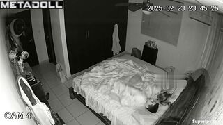 Husband tenderly kisses his wife's back as he pushes his cock into cunny