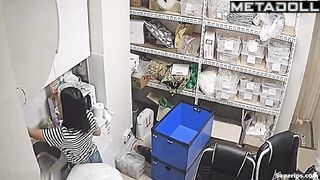 Hidden-camera video: Cute Asian girls peeing in a makeshift toilet