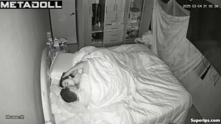 Hot kisses, a blowjob, and an orgasm—this couple's sizzling evening