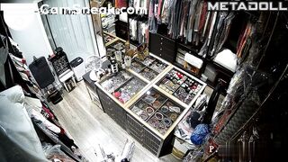Asian lady is used to walking naked in any place, spy cam