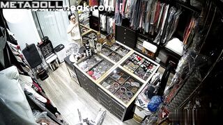Asian lady is used to walking naked in any place, spy cam