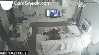 Quick blowjob in the living room as a surprise, look