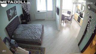 Skinny girl thanked him with a kiss for good fuck
