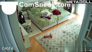 A young college student is playing with her wet pussy under the covers