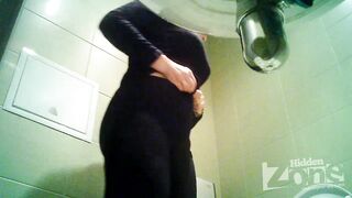 Pissing porn tube
