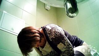 Girls peeing desperation