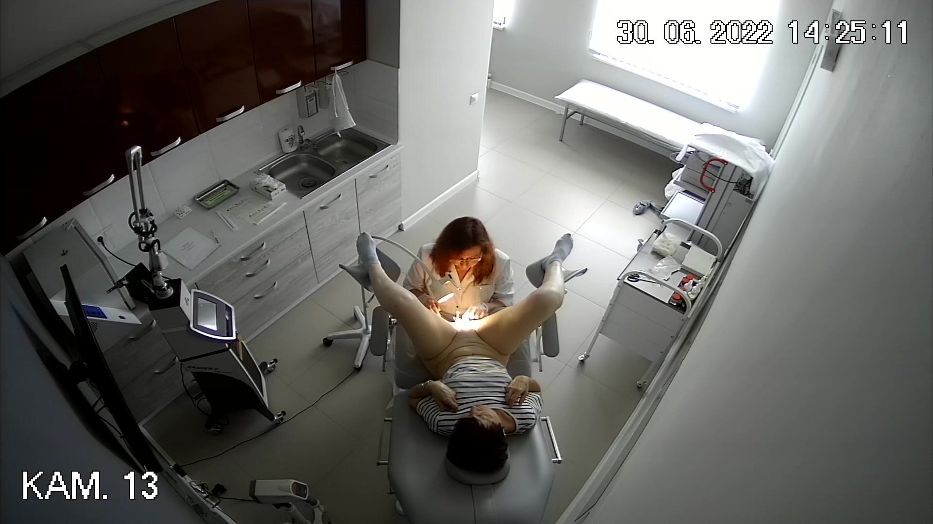 Wife japanese milf sex in gyno exam by perverse doctor